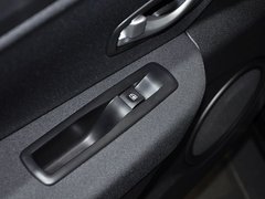 2013款 2.0L CVT 标准版