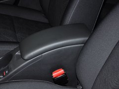 2013款 2.0L CVT 标准版