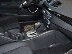 2013款 2.0L CVT 标准版