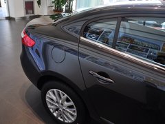 2013款 2.0L CVT 标准版