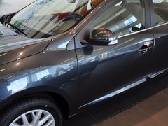 2013款 2.0L CVT 标准版