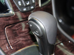 君越 2013款 3.0L SIDI 自动 智享旗舰型