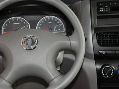 2013款 1.5L 手动 舒适型国V 7座