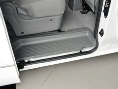 2013款 1.5L 手动 舒适型国V 7座