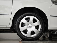 2013款 1.5L 手动 舒适型国V 7座