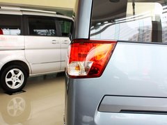 2013款 1.5L 手动 标准型国V 7座