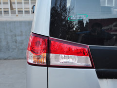 2013款 1.5L 手动 标准型国V 5座
