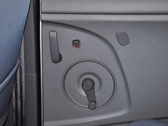 2013款 1.5L 手动 标准型国V 5座