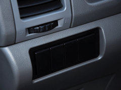 2013款 1.5L 手动 标准型国V 5座