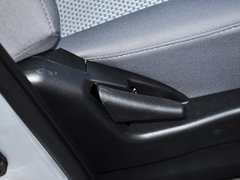 2013款 1.5L 手动 标准型国V 5座