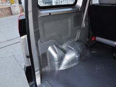 2013款 1.5L 手动 标准型国V 5座