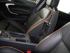 2013款 2.0T 自动 四驱运动型