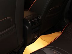 2013款 2.0T 自动 四驱运动型