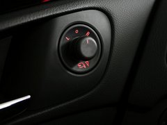 2013款 2.0T 自动 四驱运动型