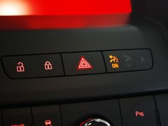2013款 2.0T 自动 四驱运动型
