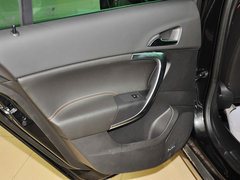 2013款 2.0T 自动 四驱运动型