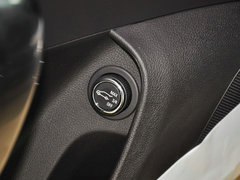 2013款 2.0T 自动 四驱运动型