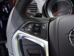 2013款 2.0T 自动 两驱豪华型