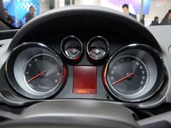 2013款 2.0T 自动 两驱豪华型