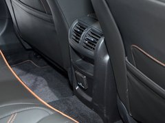 2013款 2.0T 自动 两驱豪华型