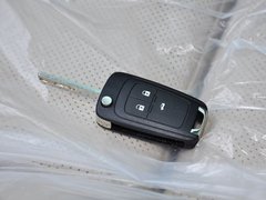 2013款 2.0T 自动 两驱豪华型