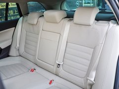 2013款 2.0T 自动 两驱豪华型