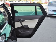 2013款 2.0T 自动 两驱豪华型