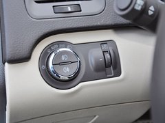 2013款 2.0T 自动 两驱豪华型