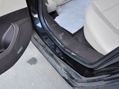 2013款 2.0T 自动 两驱豪华型