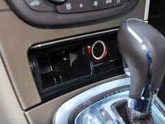 2013款 2.0T 自动 两驱豪华型