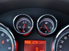 2013款 2.0T 自动 两驱豪华型