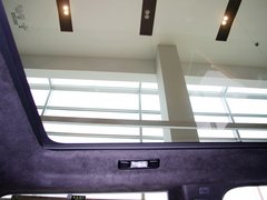 2013款 2.0T 自动 3门维多利亚限量版 4座