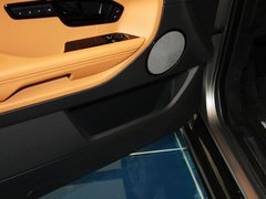 2013款 2.0T 自动 3门维多利亚限量版 4座