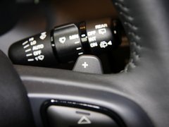 2013款 2.0T 自动 3门维多利亚限量版 4座