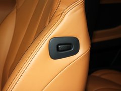 2013款 2.0T 自动 3门维多利亚限量版 4座