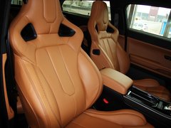 2013款 2.0T 自动 3门维多利亚限量版 4座