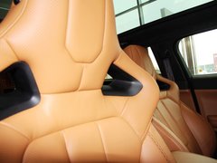 2013款 2.0T 自动 3门维多利亚限量版 4座