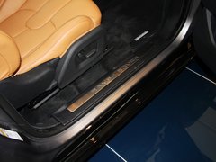 2013款 2.0T 自动 3门维多利亚限量版 4座