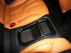 2013款 2.0T 自动 3门维多利亚限量版 4座