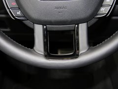 2013款 2.0T 自动 3门维多利亚限量版 4座