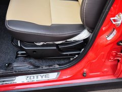 2013款 1.3L 手动 都市型 5座