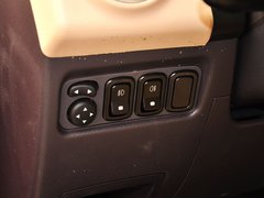 2013款 1.3L 手动 都市型 5座