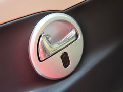 2013款 1.3L 手动 都市型 5座