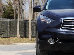 2013款 FX37 3.7L 自动 超越升级版 5座