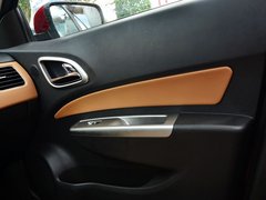 2013款 1.5L 自动 精英型