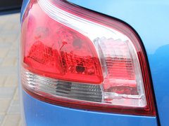 2013款 1.5L 自动 精英型
