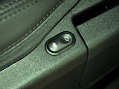 2013款 2.0T 自动 Si4 越动限量版5座