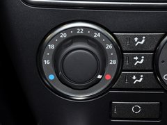2013款 2.0T 自动 Si4 越动限量版5座
