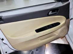 2013款 三厢 1.5L 自动 精致型