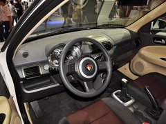 2013款 三厢 1.5L 自动 精致型